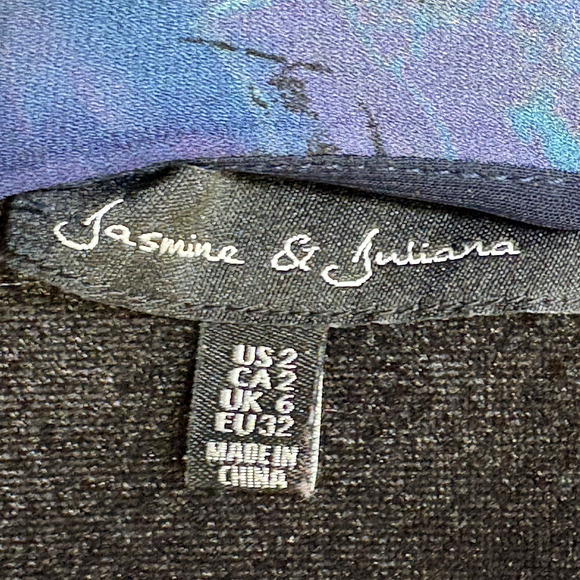 Jasmine & Juliana Maxi Dress Size 2 Slip Style Navy Floral Side Slit Lined - Picture 7 of 9